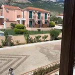 奥利斯通梅斯公寓酒店 公寓式酒店 4*