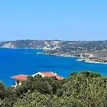 Aparthotel Aristomenis Studios 4*