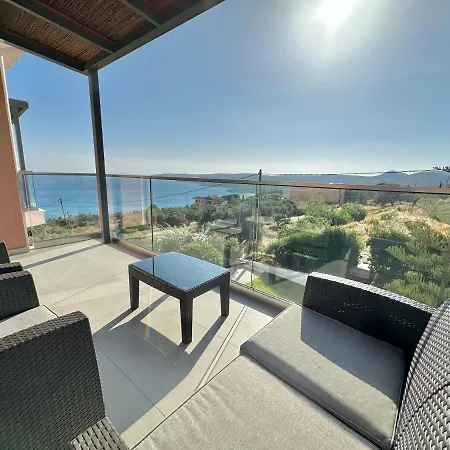 Aristomenis Studios Aparthotel