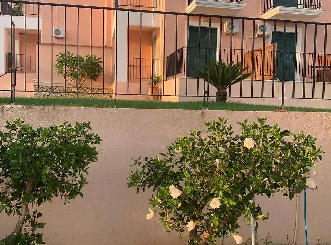 奥利斯通梅斯公寓酒店