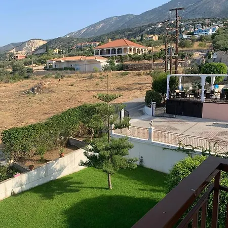 Hotel apartamentowy Aristomenis