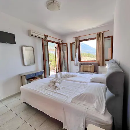 Aristomenis Vlachata