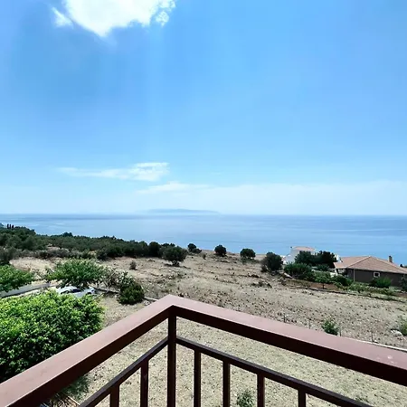 Aparthotel Aristomenis Vlachata
