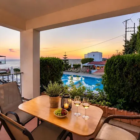 Aristomenis Aparthotel
