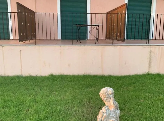 Aparthotel Aristomenis Studios 4*