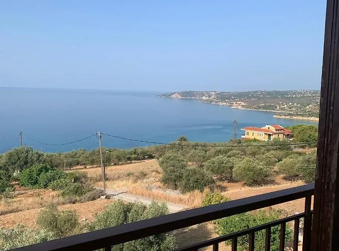 Aparthotel Aristomenis Studios Vlachata