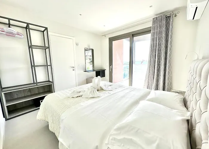 Aristomenis Studios Vlachata