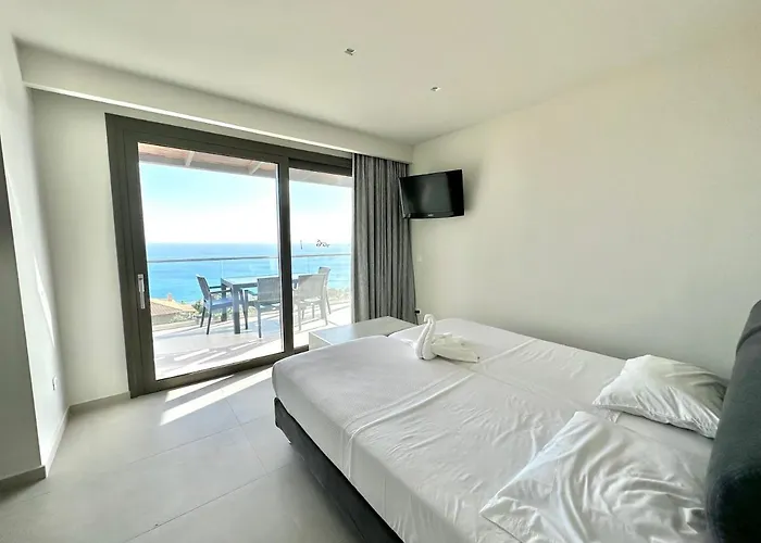 Aparthotel Aristomenis Studios 4*