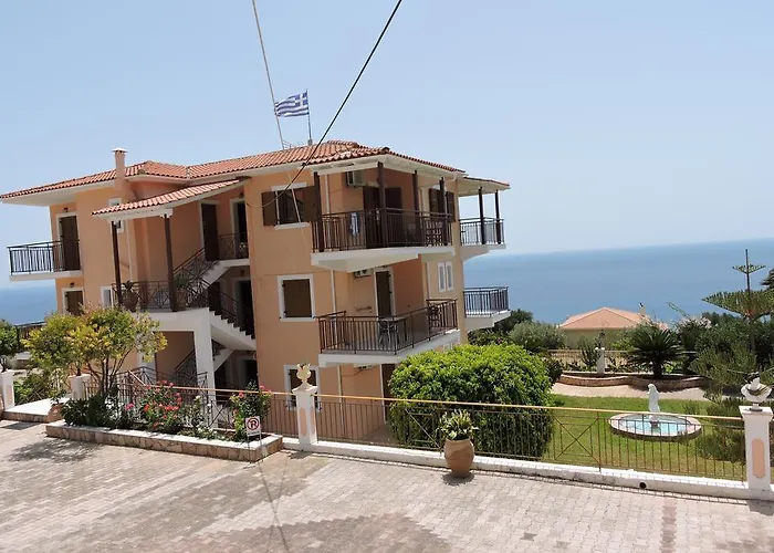 Aparthotel Aristomenis Studios 4*