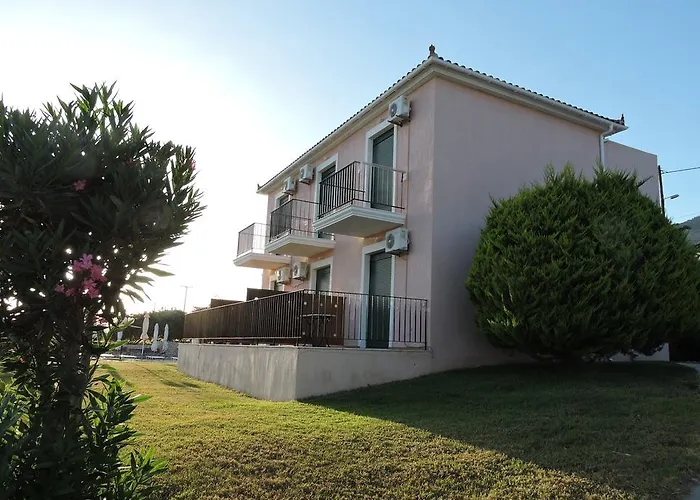 Aristomenis Studios Aparthotel